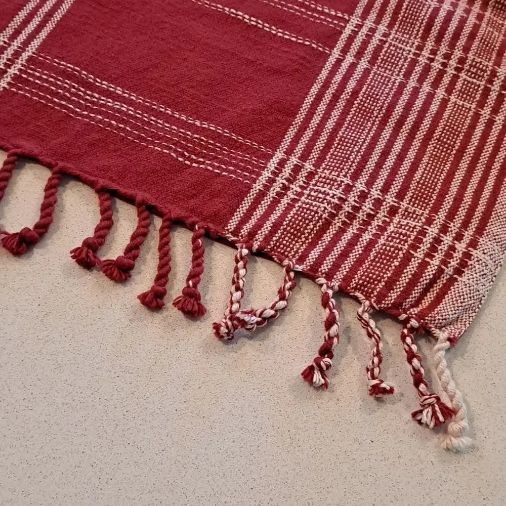 Pottery Barn Watson Plaid Table Throw Red White Cotton Fringe Holiday Table